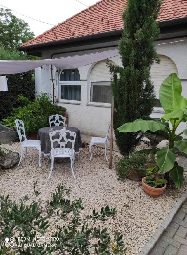 Lavendel Apartman Harkány Exteriör bild